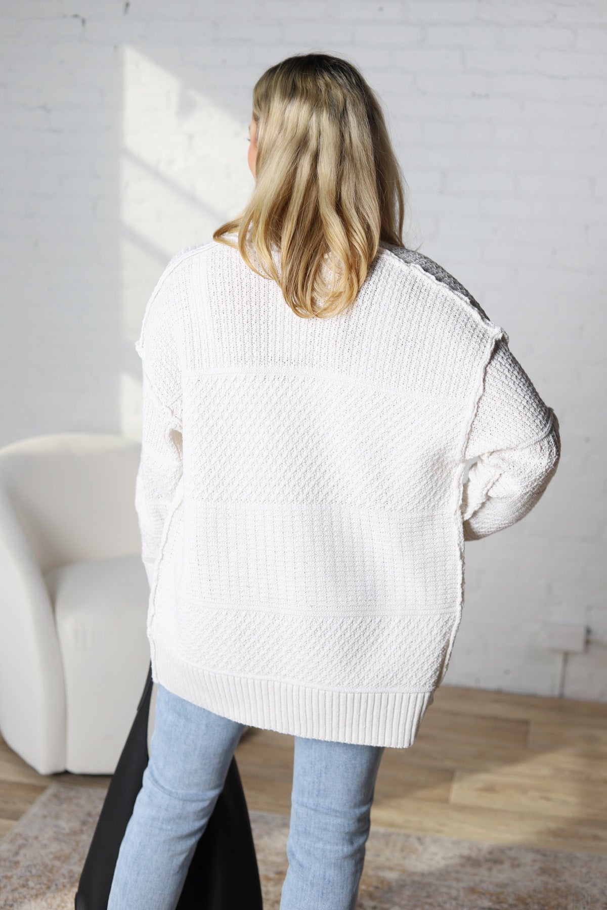 Emen Knit Pattern Cardigan - Off White