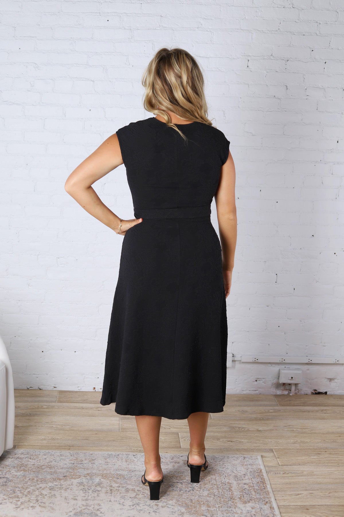 Goldie Belted Short Sleeve Jacquard Midi Dress - Black