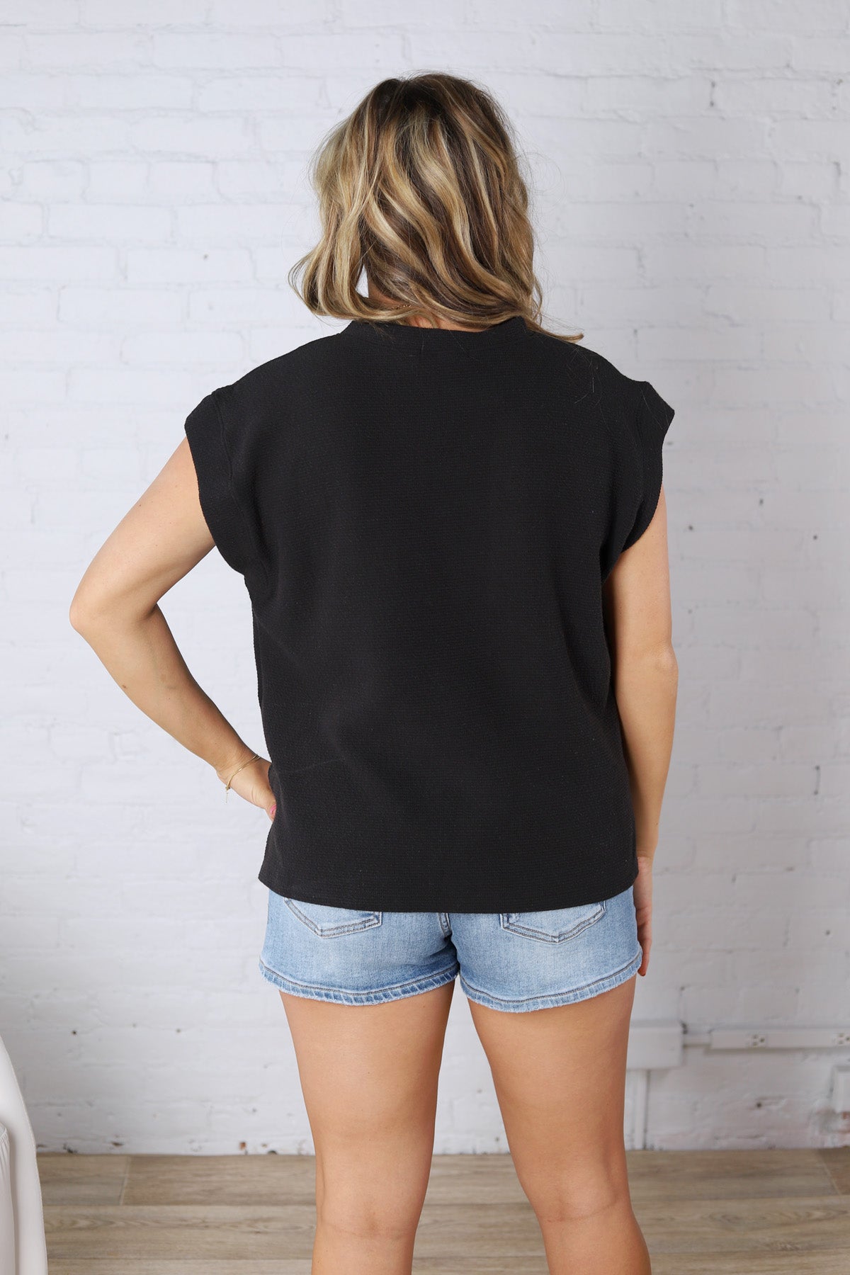 Gracelyn Round Neck Knit Top - Black
