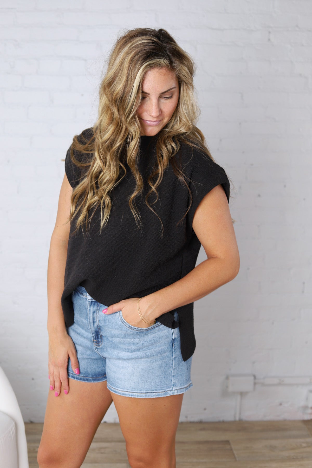 Gracelyn Round Neck Knit Top - Black