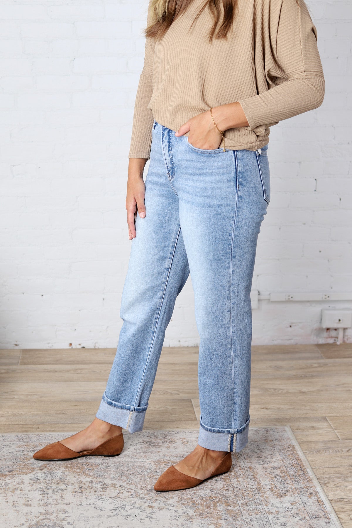 Greer Straight Crop Cuff Jeans - Risen Jeans