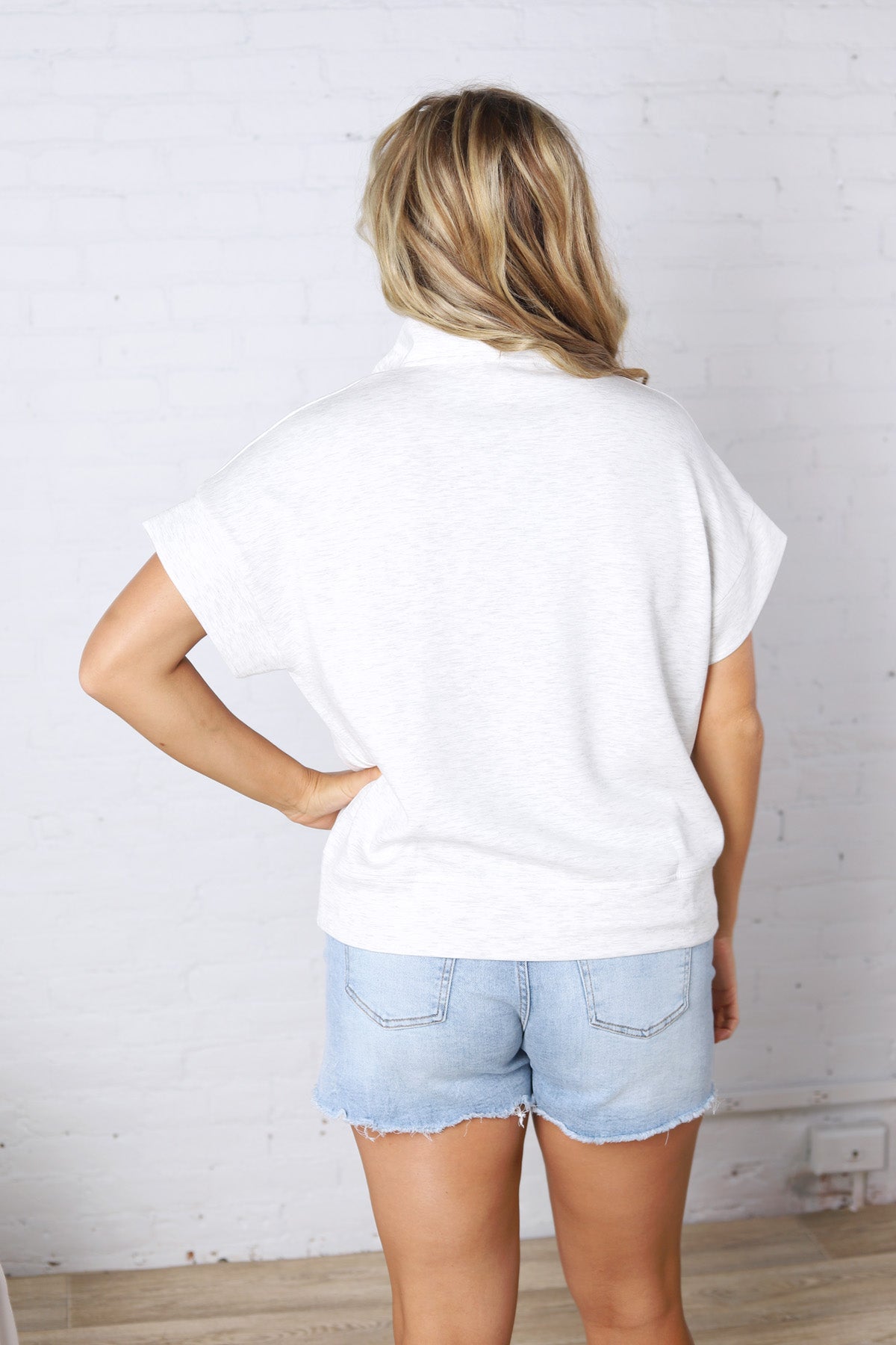 Haislee Modal Luxe Quarter Zip Short Sleeve Top - Lt H Grey