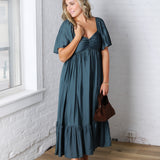 Winslet Willow Sweetheart Smocked Midi Dress