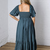Winslet Willow Sweetheart Smocked Midi Dress