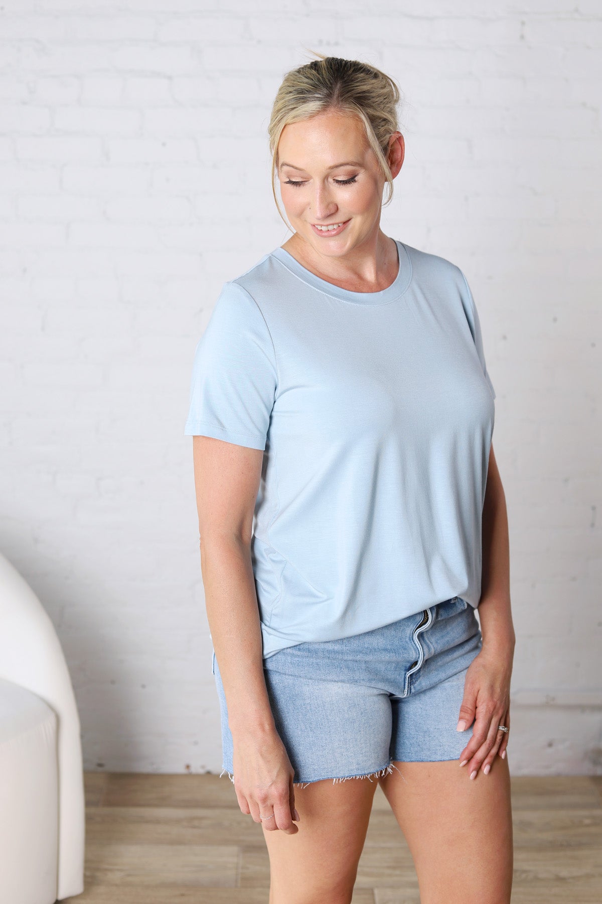 Isleen Viscose Modal Short Sleeve Top - Lt Blue