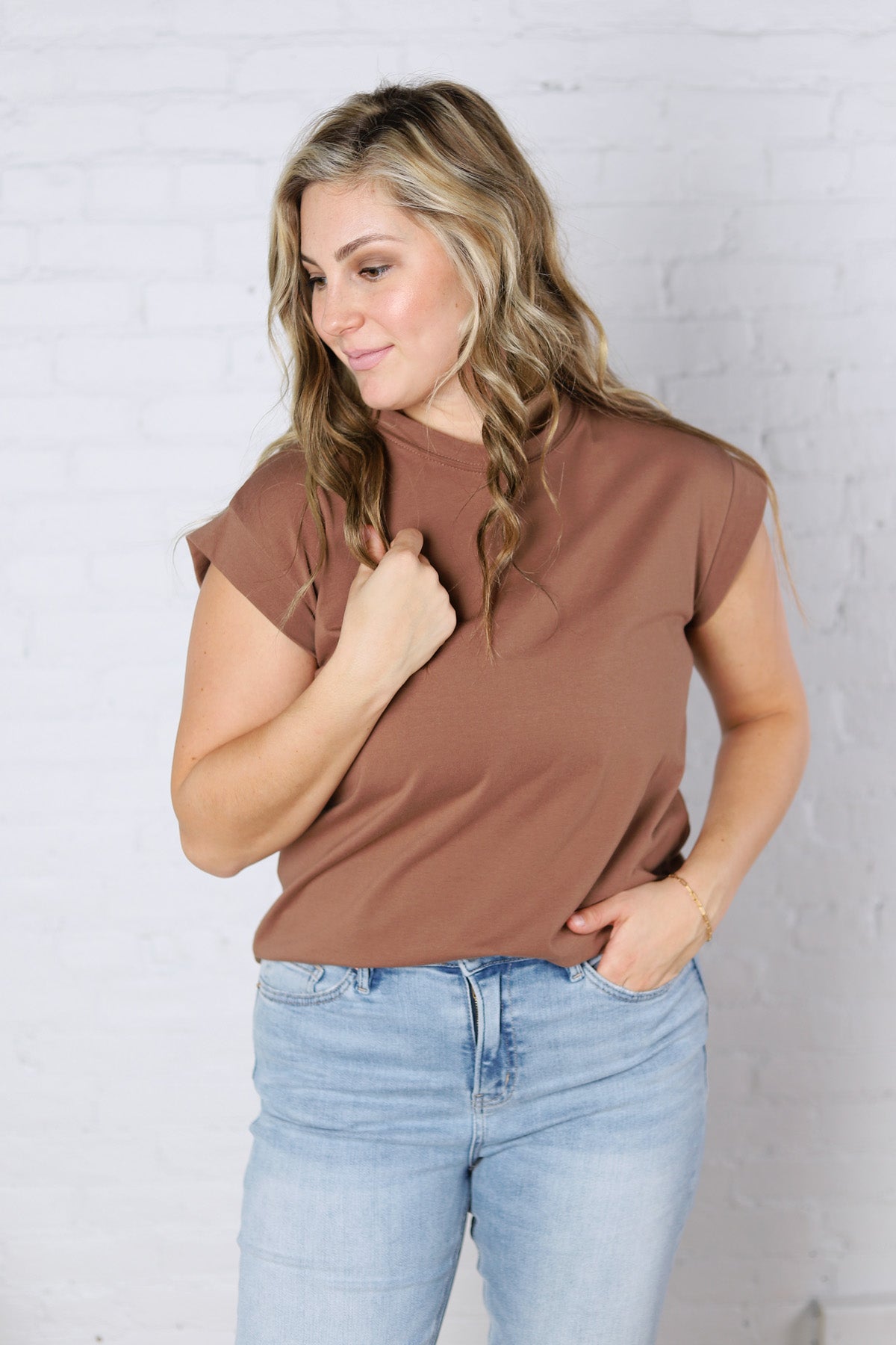 Ivara Short Sleeve Tee - Mocha