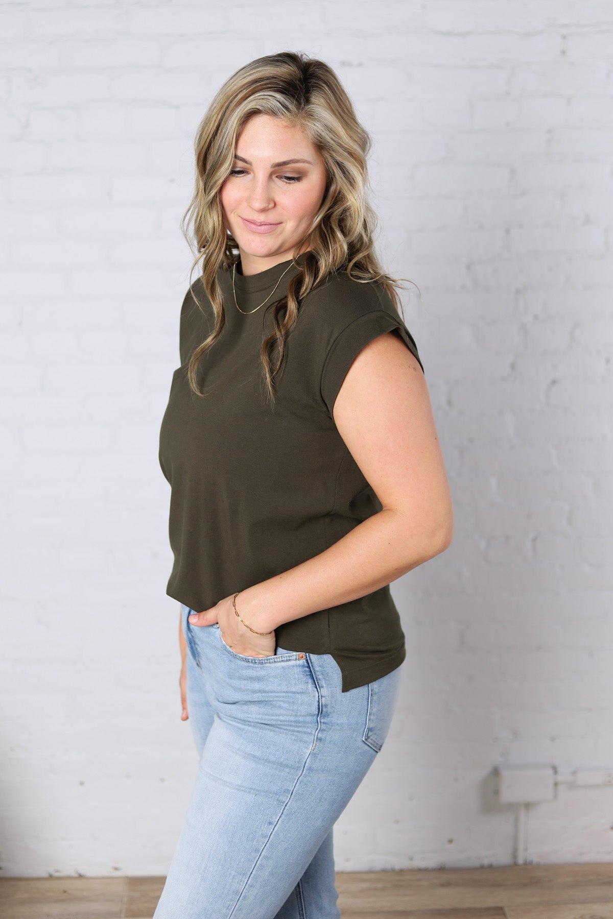 Ivara Short Sleeve Tee - Olive