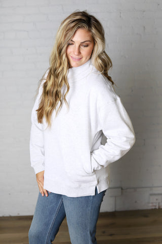 Jayda Oversized Mock Neck Pullover Sweatshirt - Grey