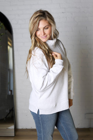Jayda Oversized Mock Neck Pullover Sweatshirt - Grey