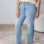 Jordyn Clean Straight Crop Jeans - Super Light Wash