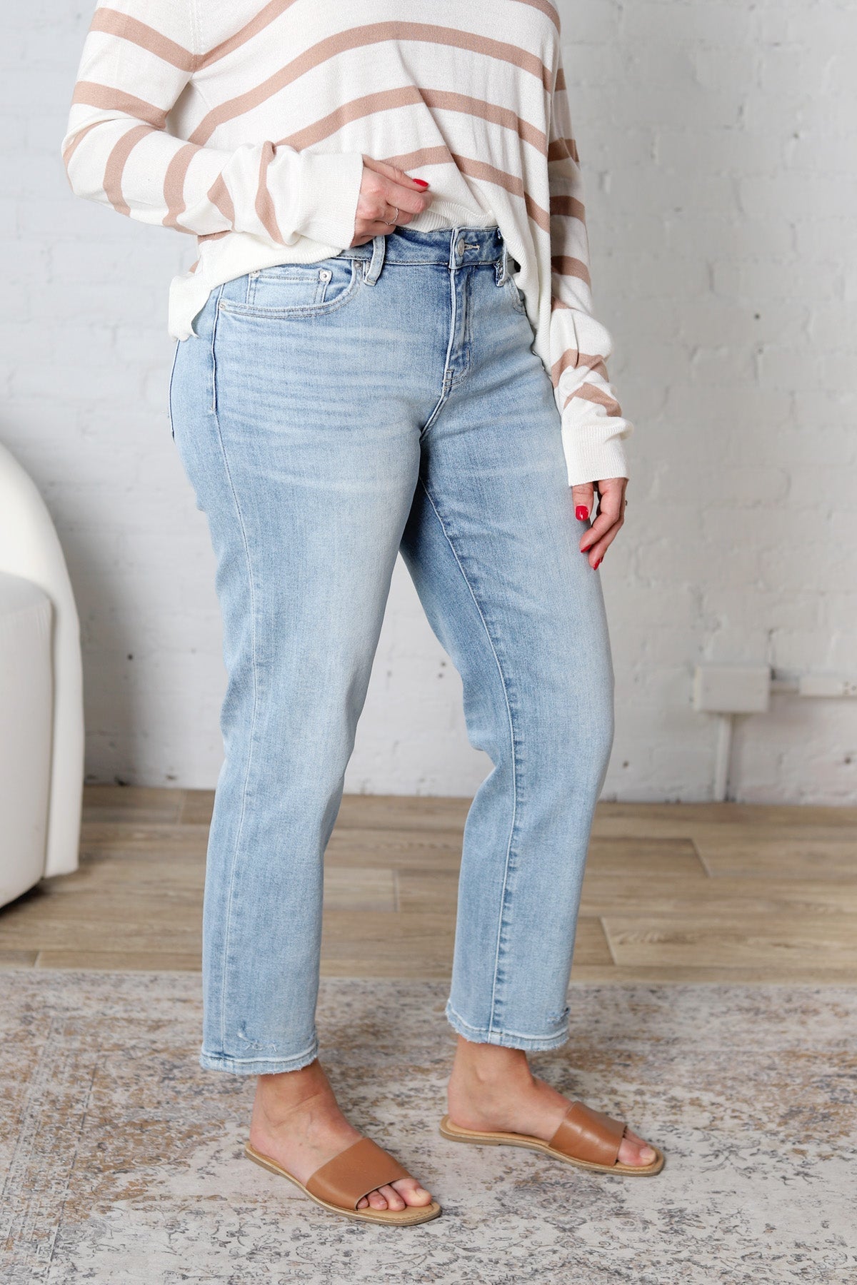 Jules Mid Rise Straight Leg Denim - Glaucous