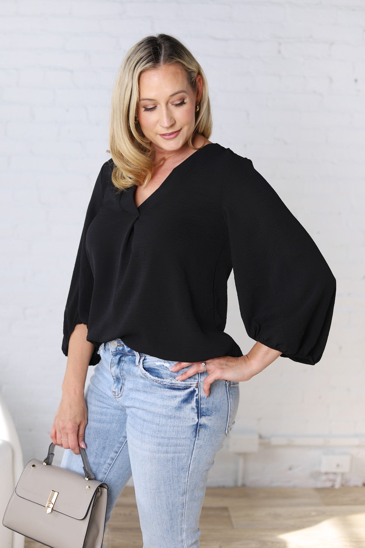 Juna Balloon Sleeve Blouse - Black