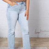 Juna Crop Straight Finished Hem Jeans - Light Wash - Risen Jeans