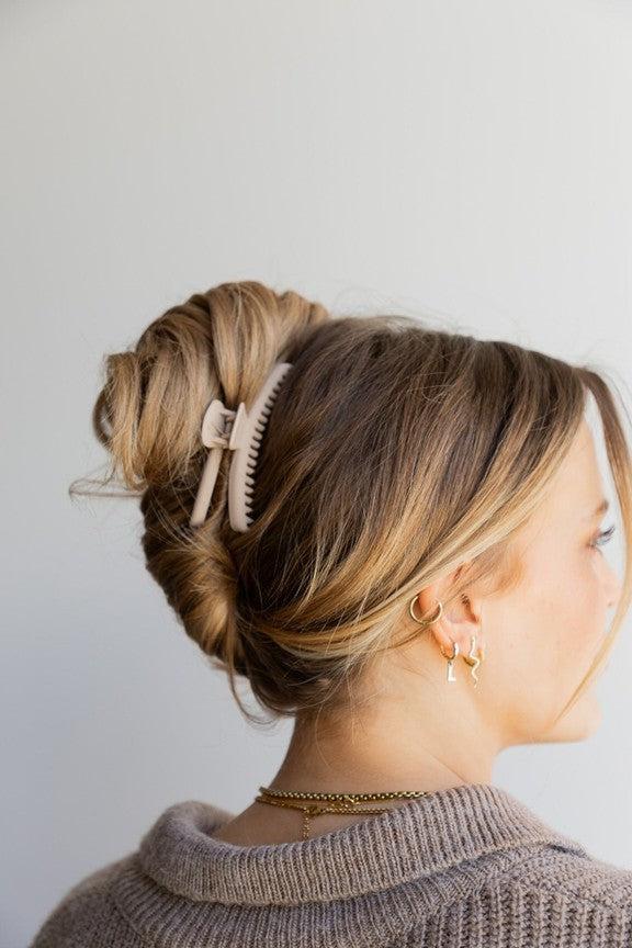 KAXI Midi Hold Everything Claw - Matte Dk Brown