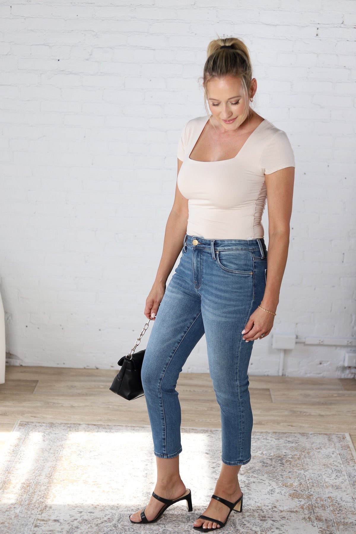 KUT Catherine Straight Crop Denim - New Wash - FINAL SALE