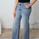 KUT Jodi Wide Leg Denim w/ Slash Front Pockets Denim - Vital