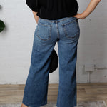 KUT Meg Wide Leg Raw Hem Denim - Gripping