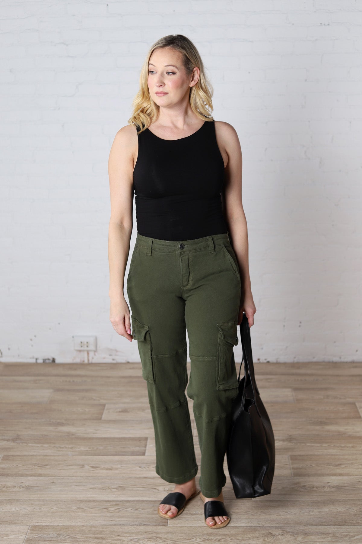 KUT Pattie Straight Leg Cargo Front Pocket Pants - FINAL SALE