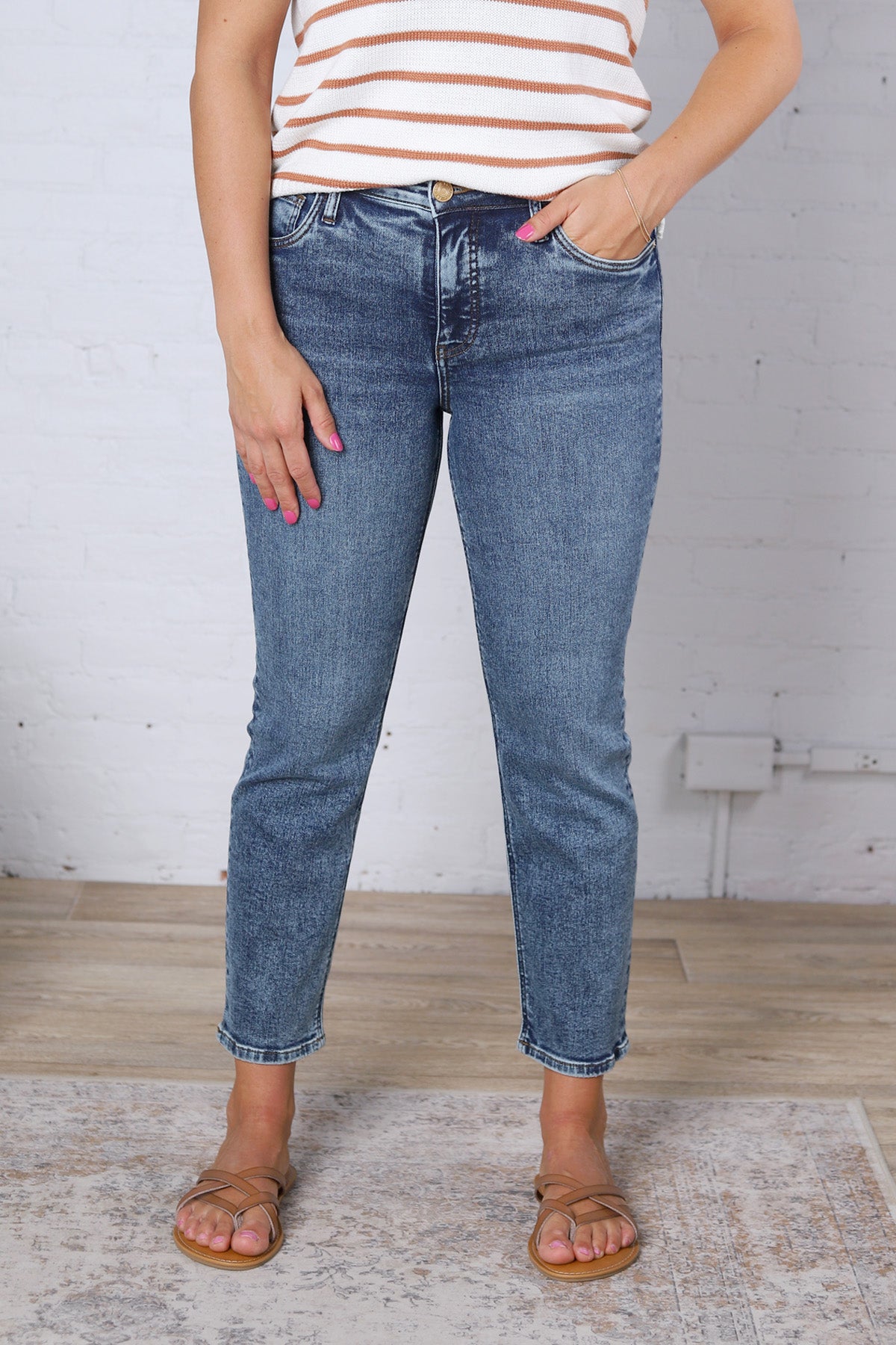 KUT Rachael High Rise Jean Regular Hem - Radiant Wash FINAL SALE