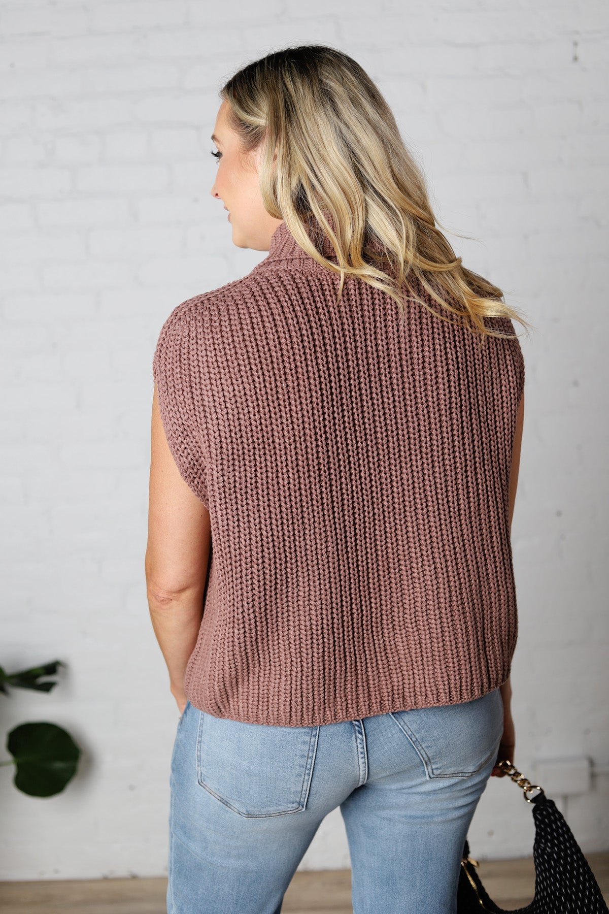 Kaylee Turtleneck Sweater Top - Red Bean