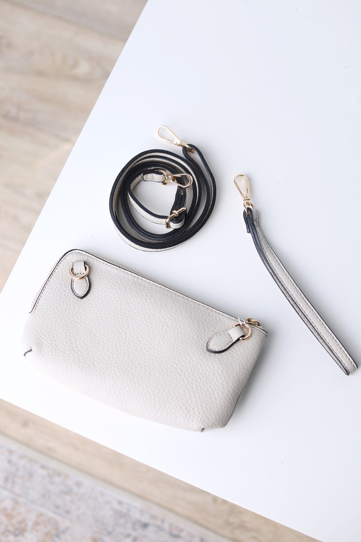 Kendall Crossbody/Wristlet w/ Twist Lock Closure - Bone