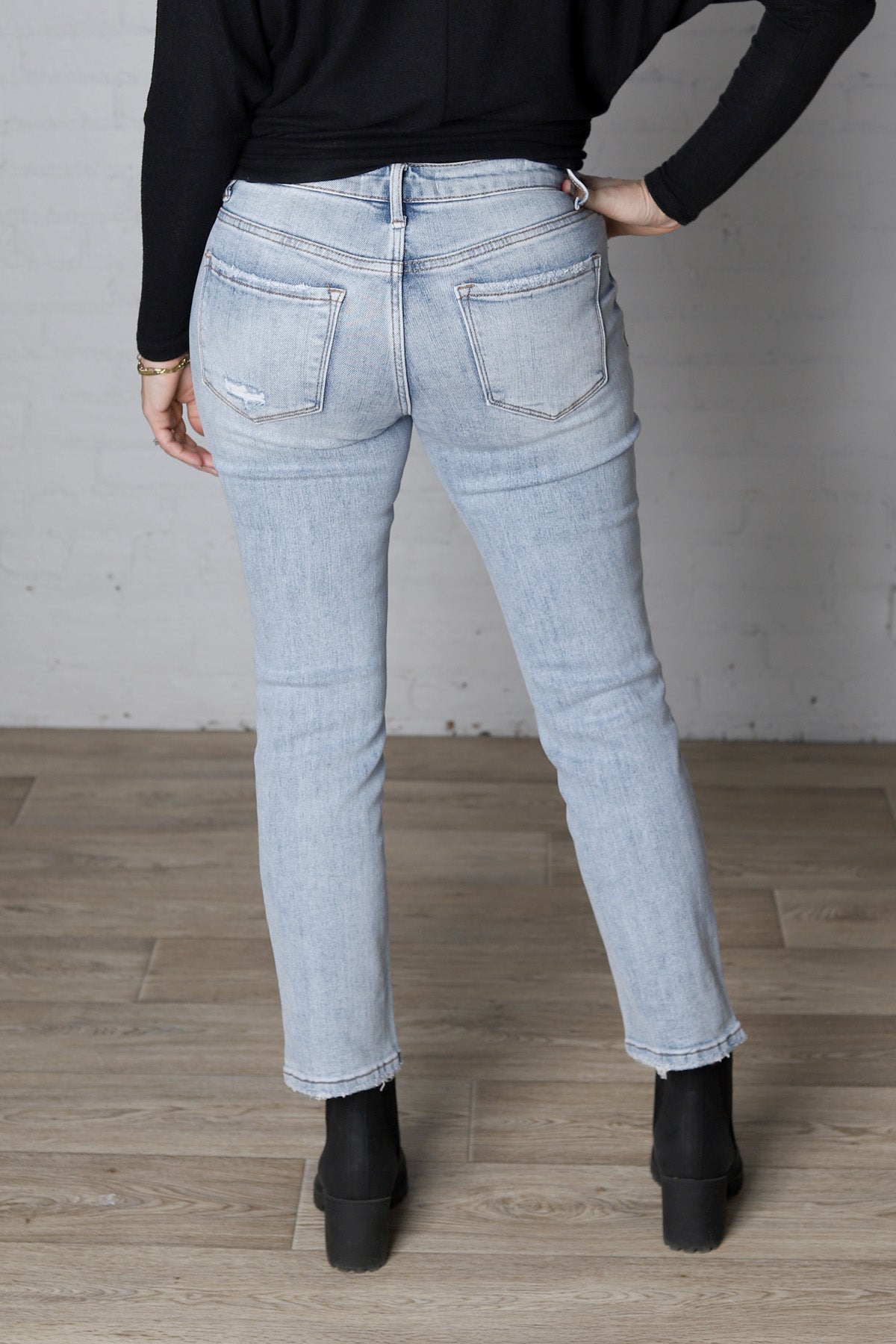 Kodi Mid-Rise Slim Straight Denim