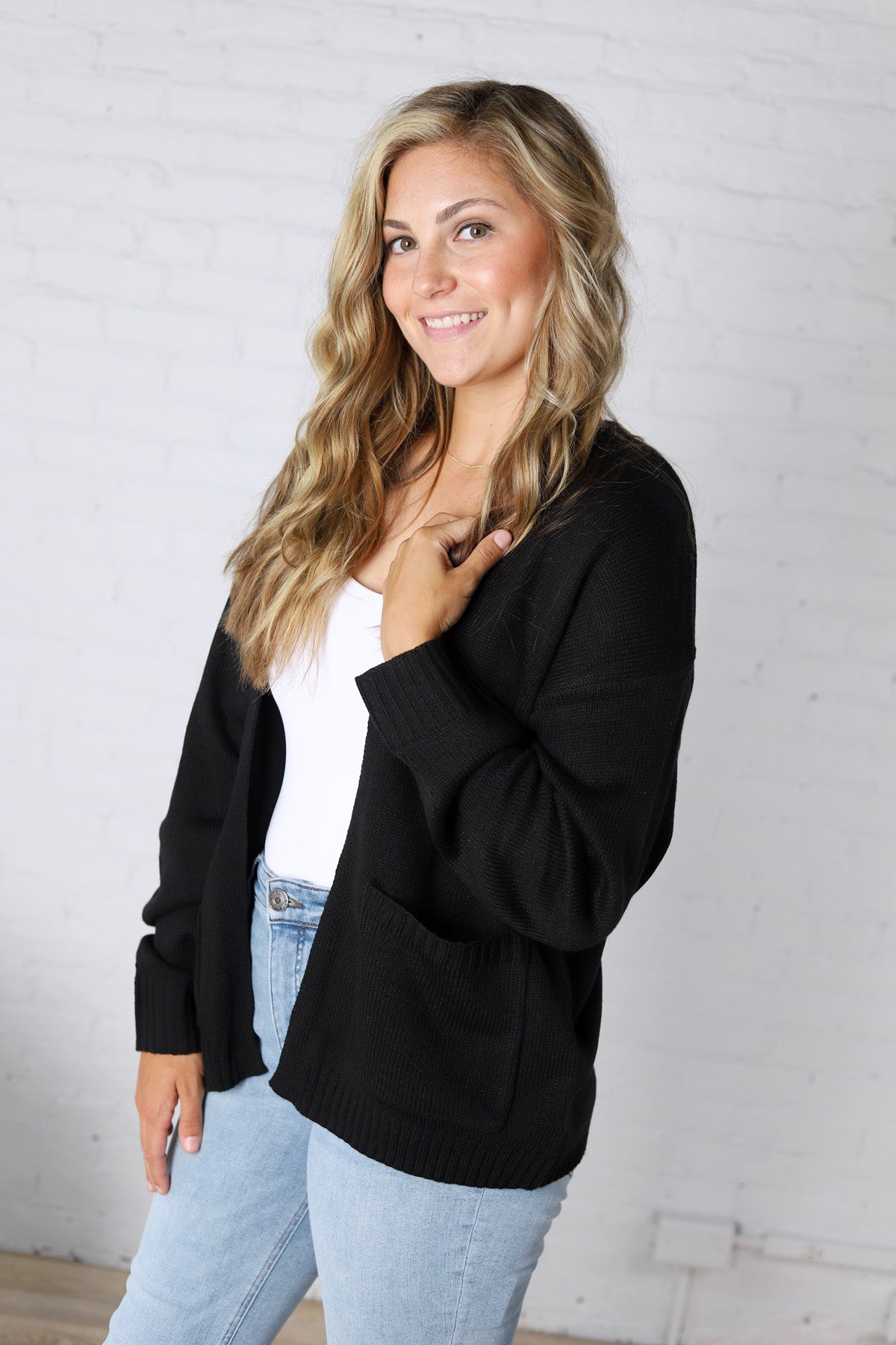 Lainey Oversized Cardigan Sweater - Black