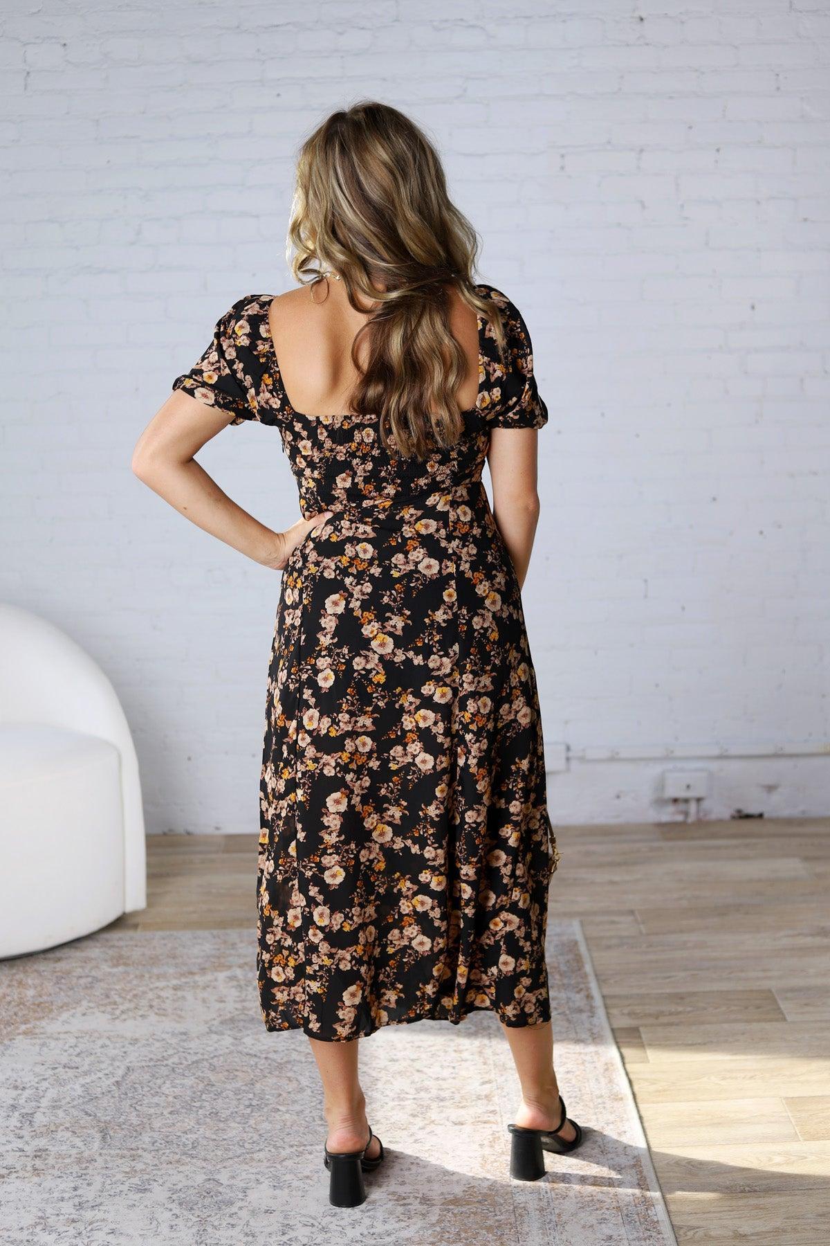 Lilith Sweetheart Neck Maxi Dress