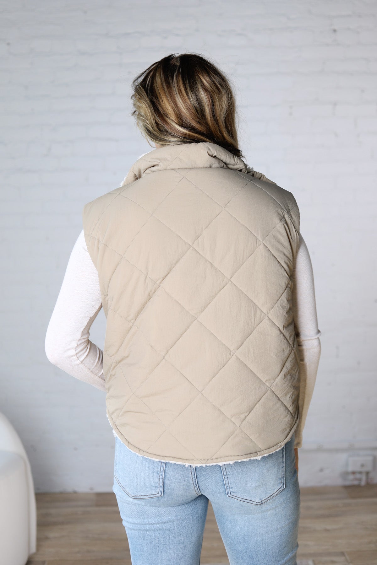 Liora Quilted Fleece Lined Puffer Vest - Grey