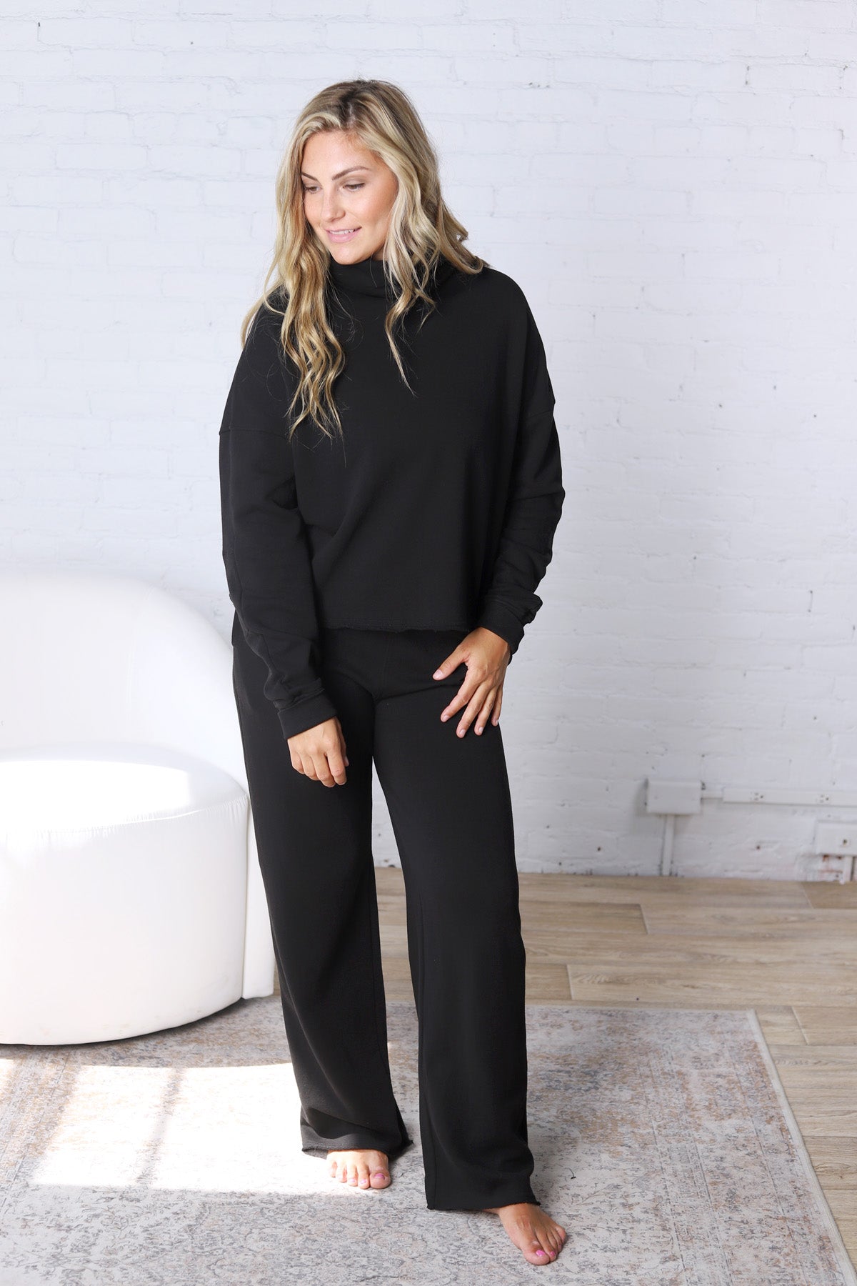 Logan Lounge Long Sleeve Turtleneck - Black