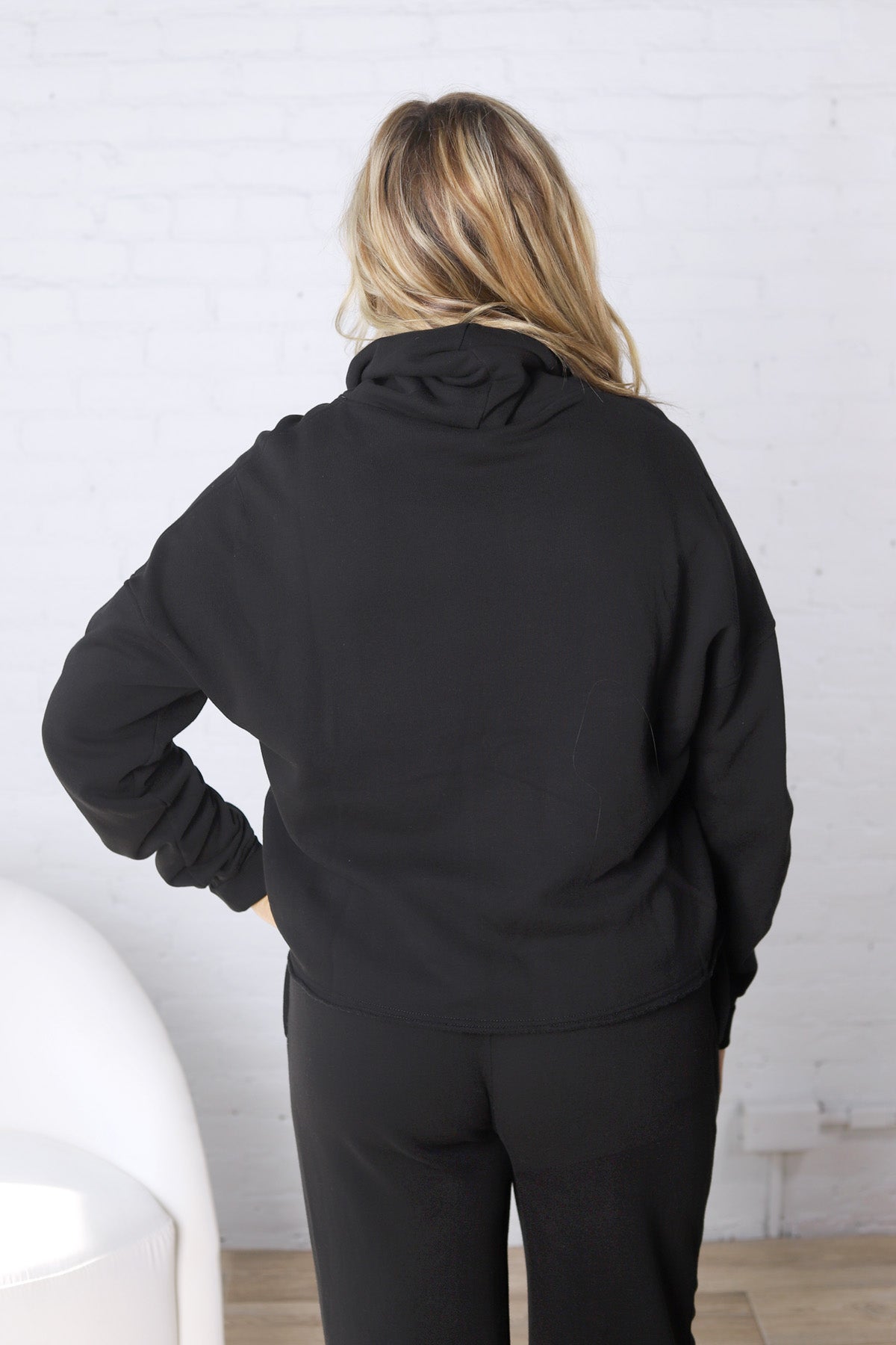 Logan Lounge Long Sleeve Turtleneck - Black