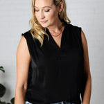 Lorelai Sleeveless Neck Band Collar Blouse