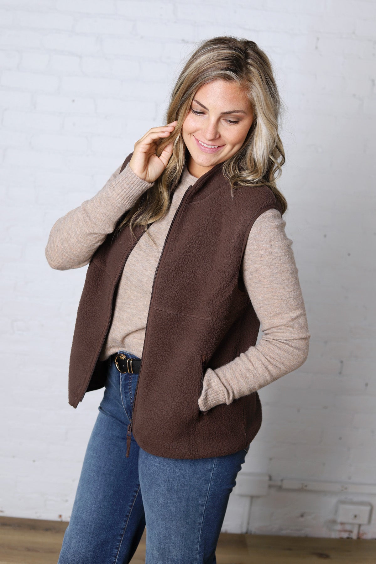 Louisa Sherpa Fleece Zipper Mock Neck Vest - Espresso