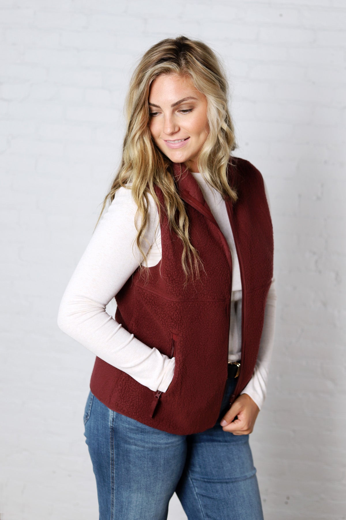 Louisa Sherpa Fleece Zipper Mock Neck Vest - Wine