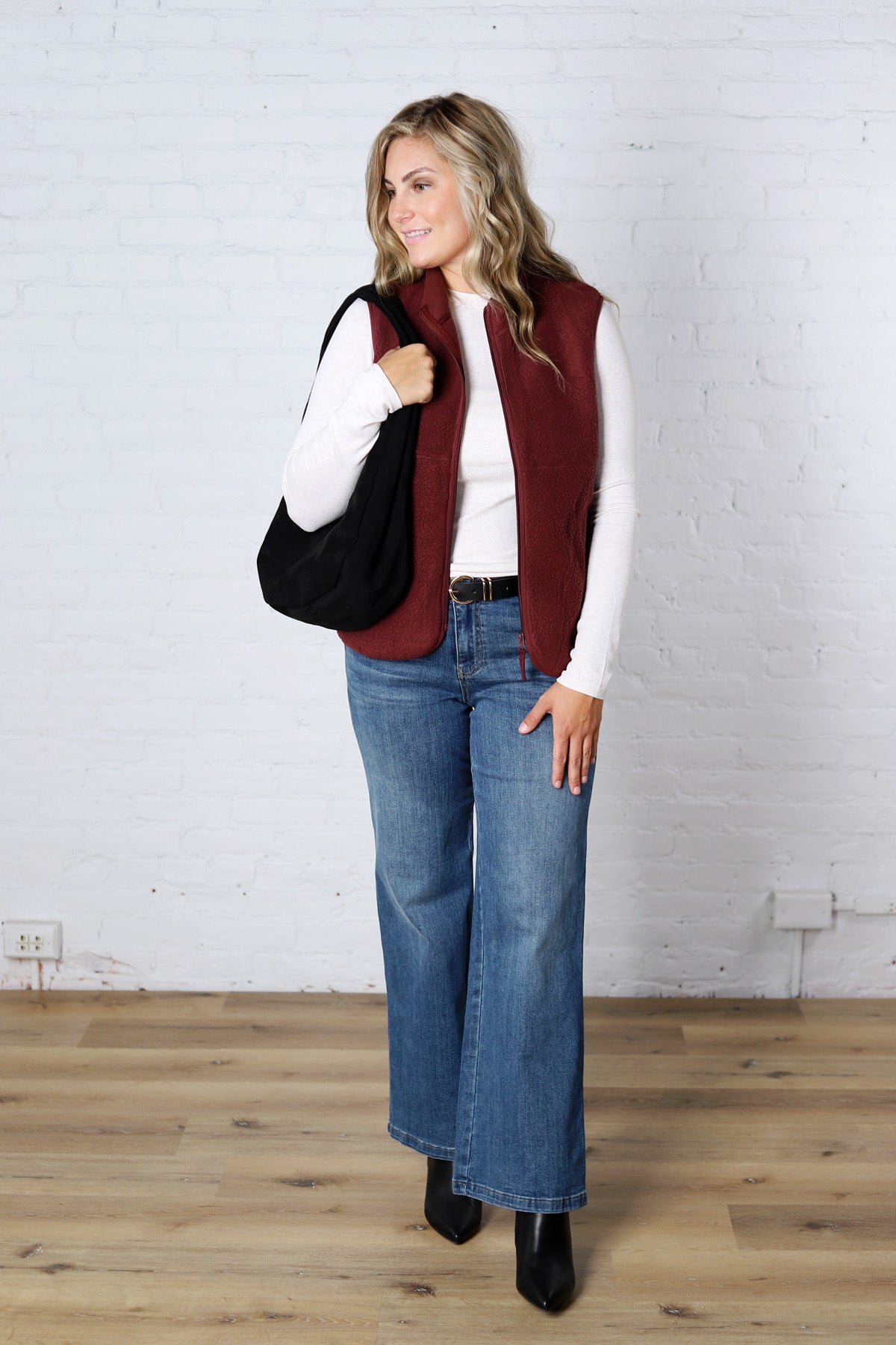 Louisa Sherpa Fleece Zipper Mock Neck Vest - Wine