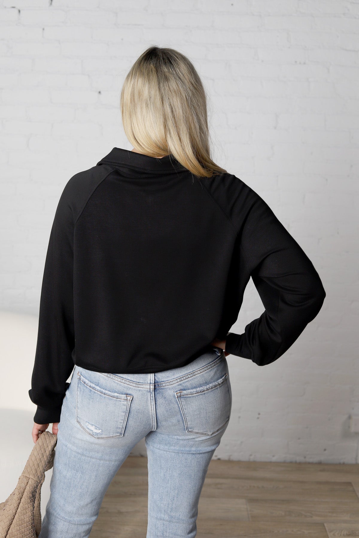 Lyra Half Zip Pocket Sweatshirt - Black