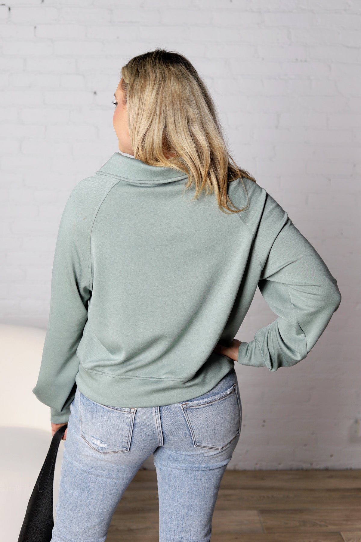 Lyra Half Zip Pocket Sweatshirt - Sage Green