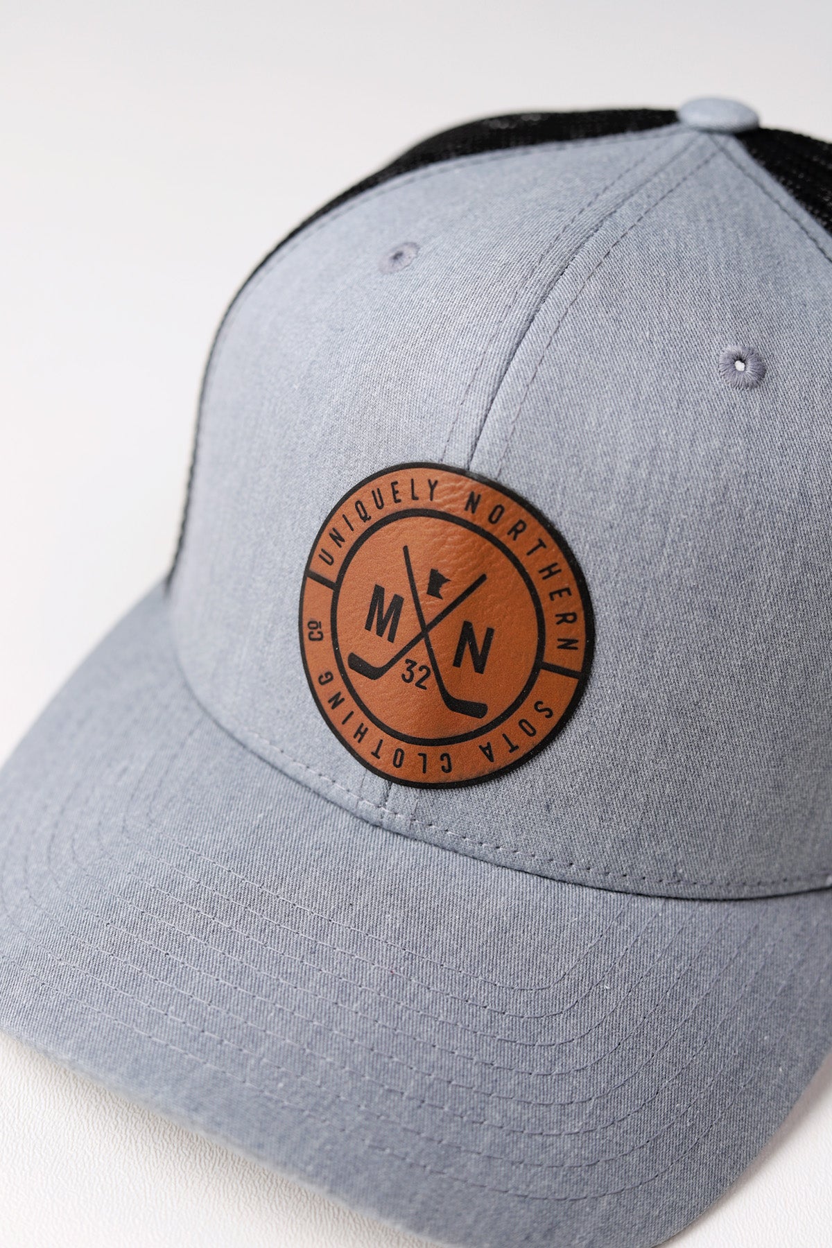 MN Hockey Sticks Snapback - Grey