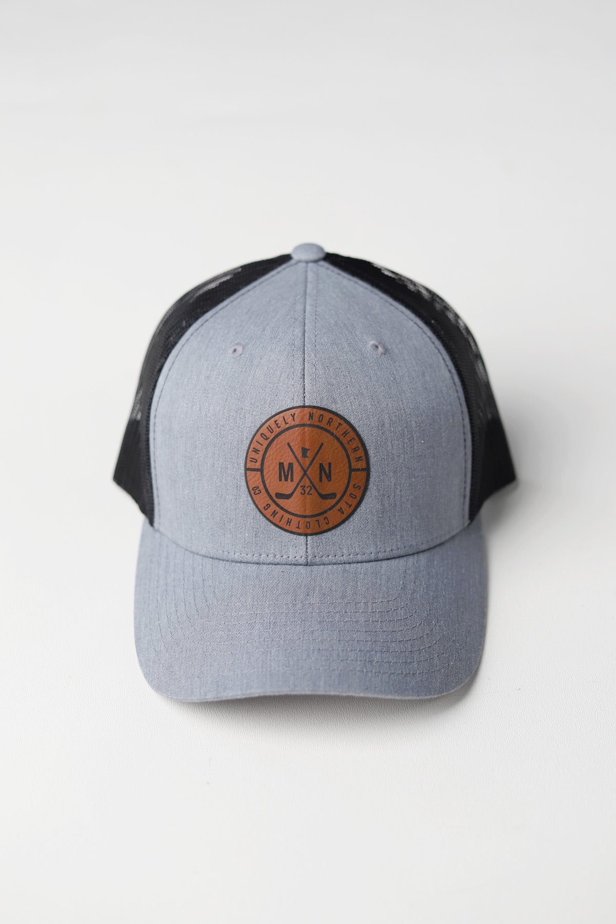 MN Hockey Sticks Snapback - Grey