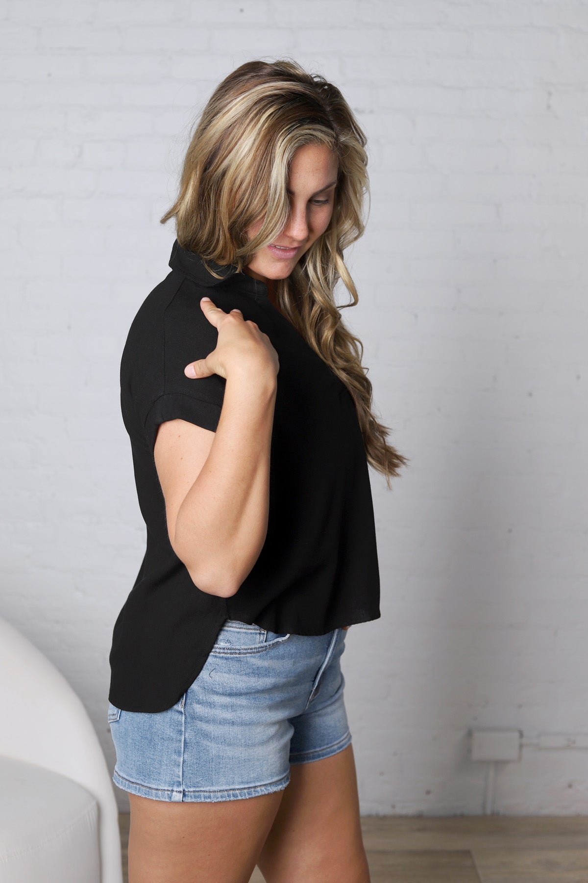 Mandi Collared Split Neck Cuff Sleeve U Hem Linen Top - Black FINAL SALE