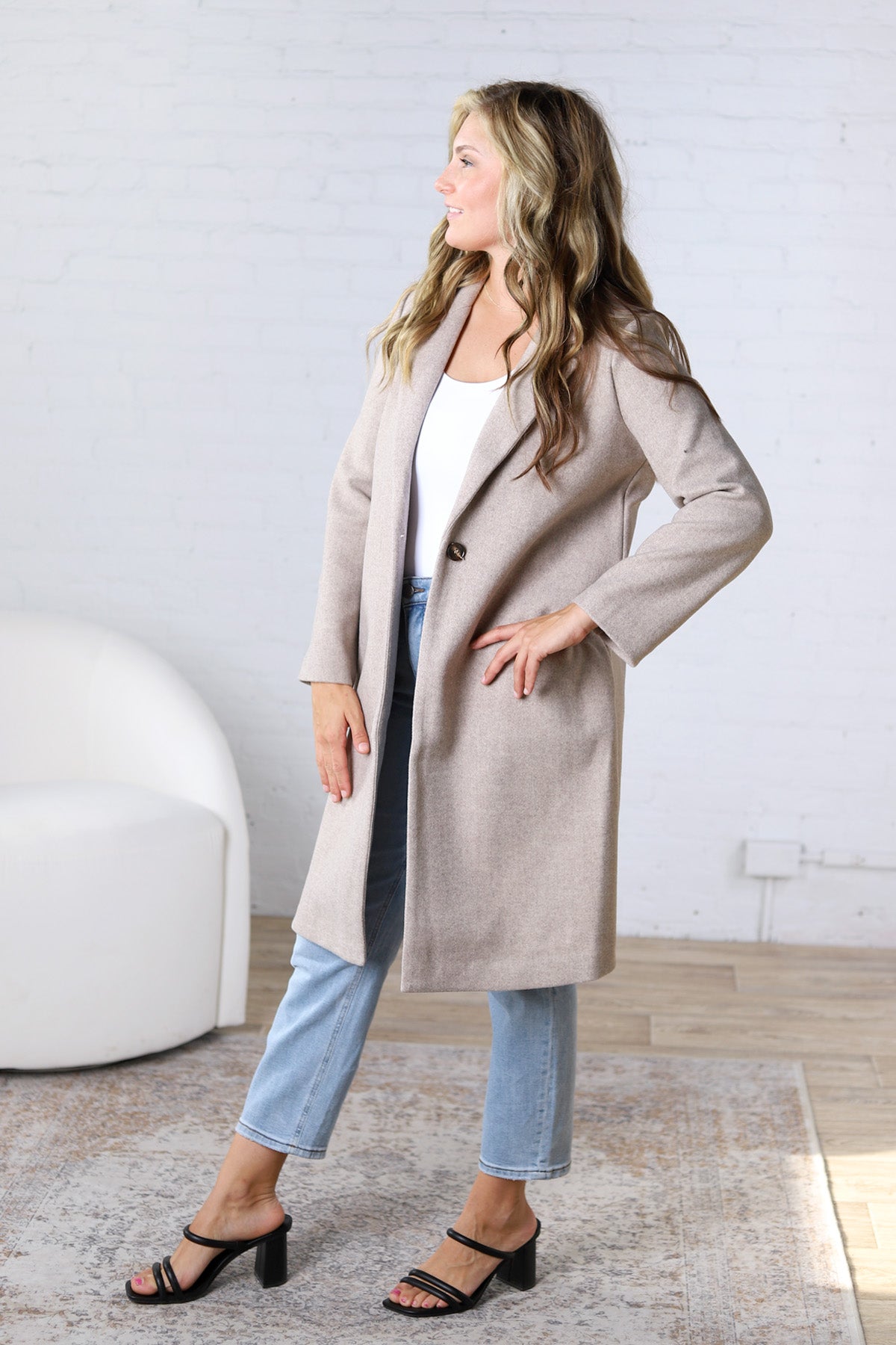 Marlowe Notched Lapel Coat - Oatmeal