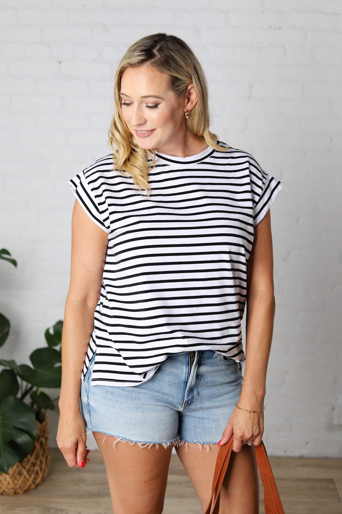 Marsella Sleeveless Striped Top - White Black