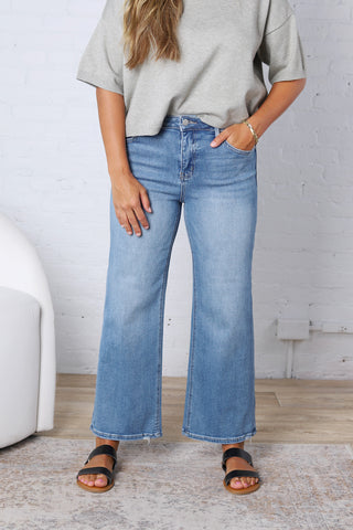 Maya Cropped Wide Jeans - Medium Wash