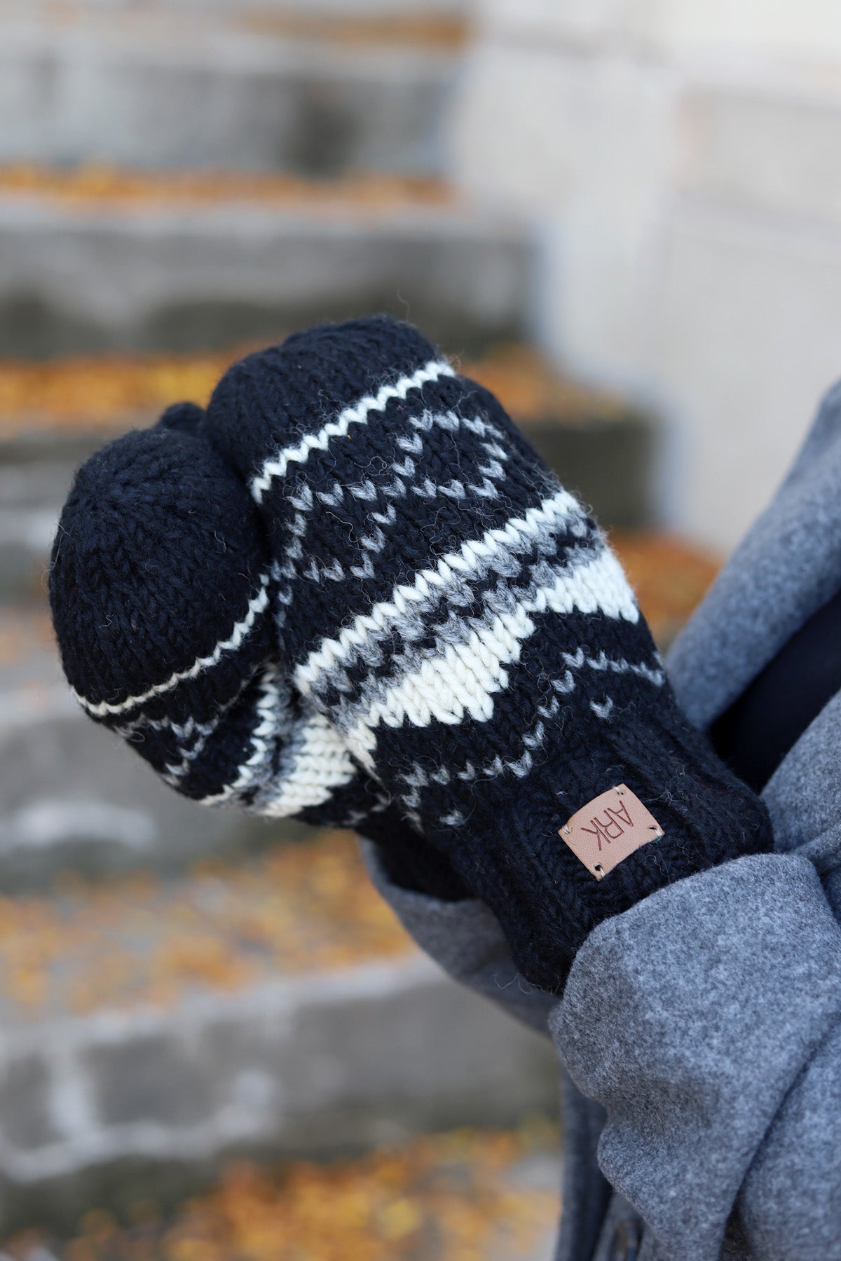 Montana 100% Wool Texting Mittens - Black - FINAL SALE