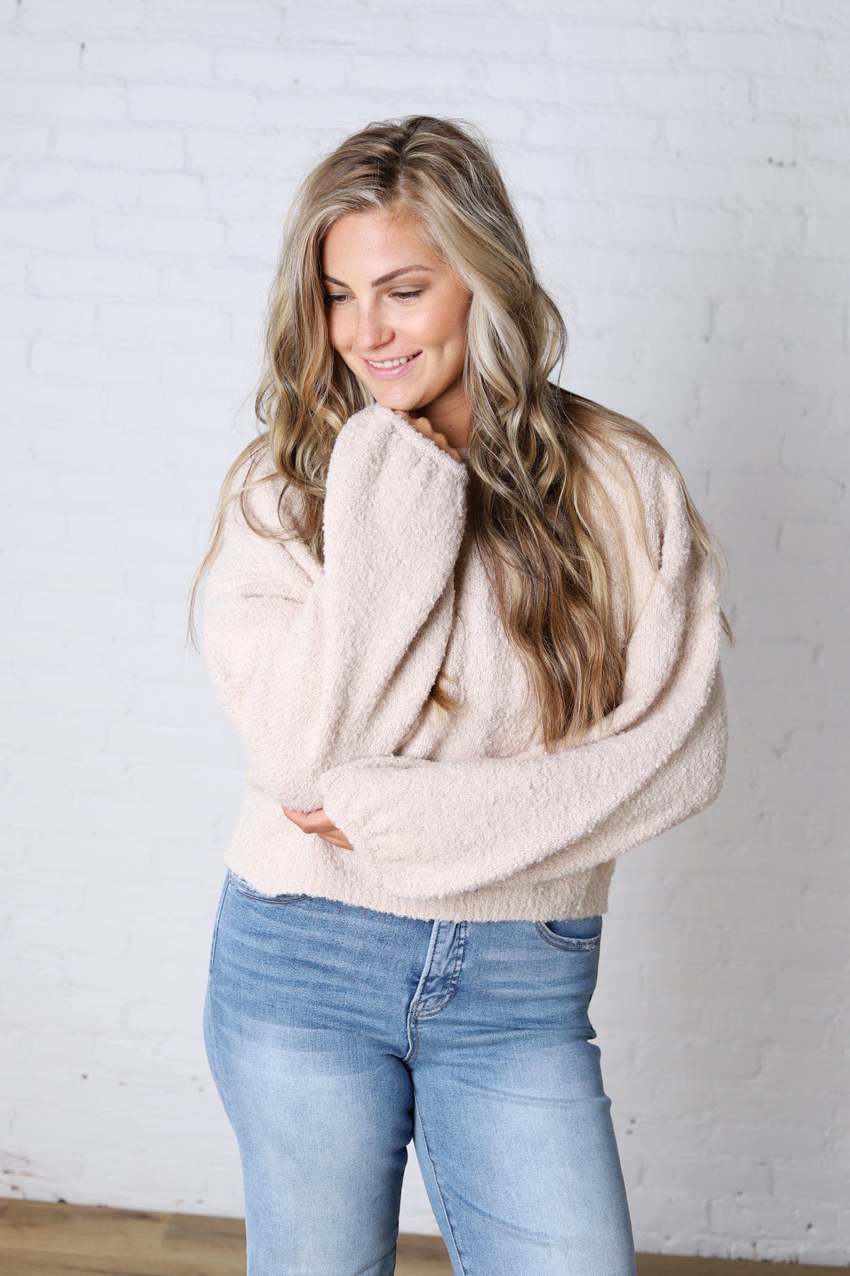 Nella Long Sleeve Fuzzy Knit Pullover Sweater - Khaki
