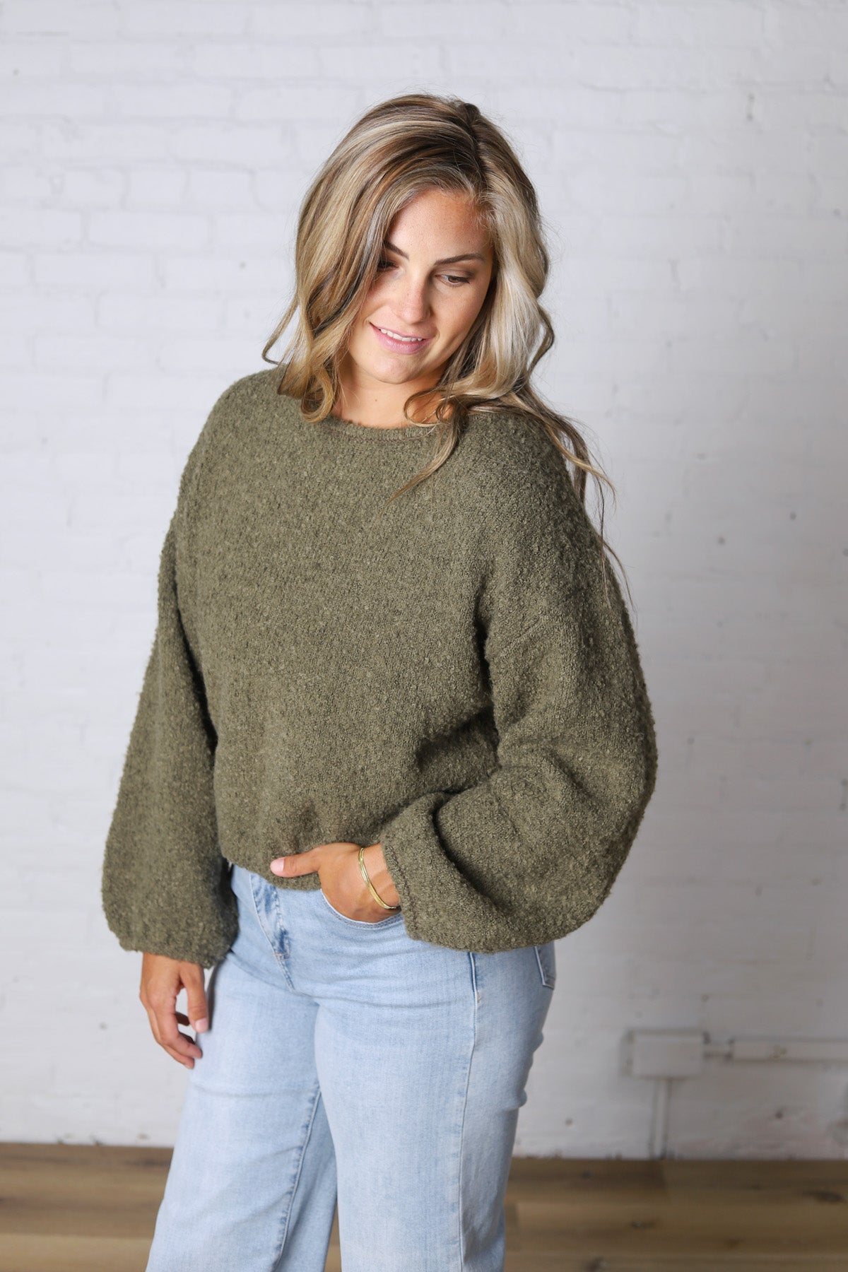 Nella Long Sleeve Fuzzy Knit Pullover Sweater - Olive