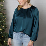 Nelly Neck Pleated Stain Top