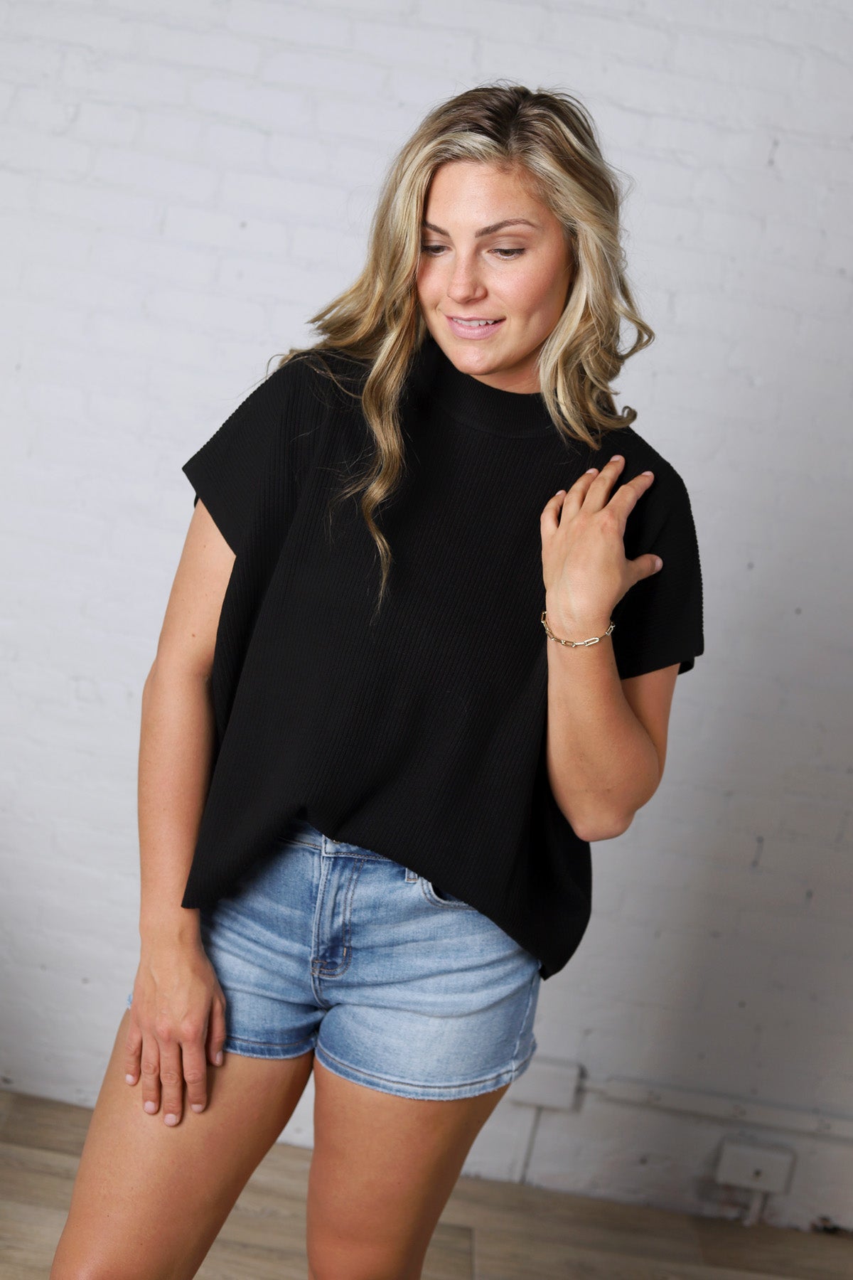 Nerra Mock Neck Boxy Top - Black