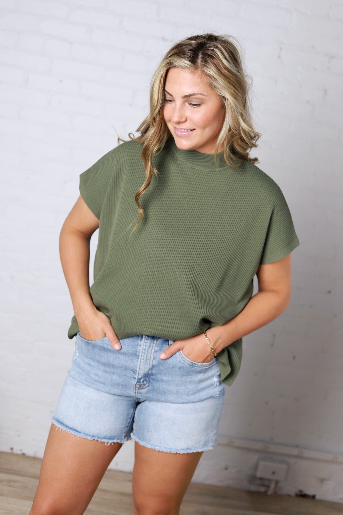 Nerra Mock Neck Boxy Top - Lt Olive