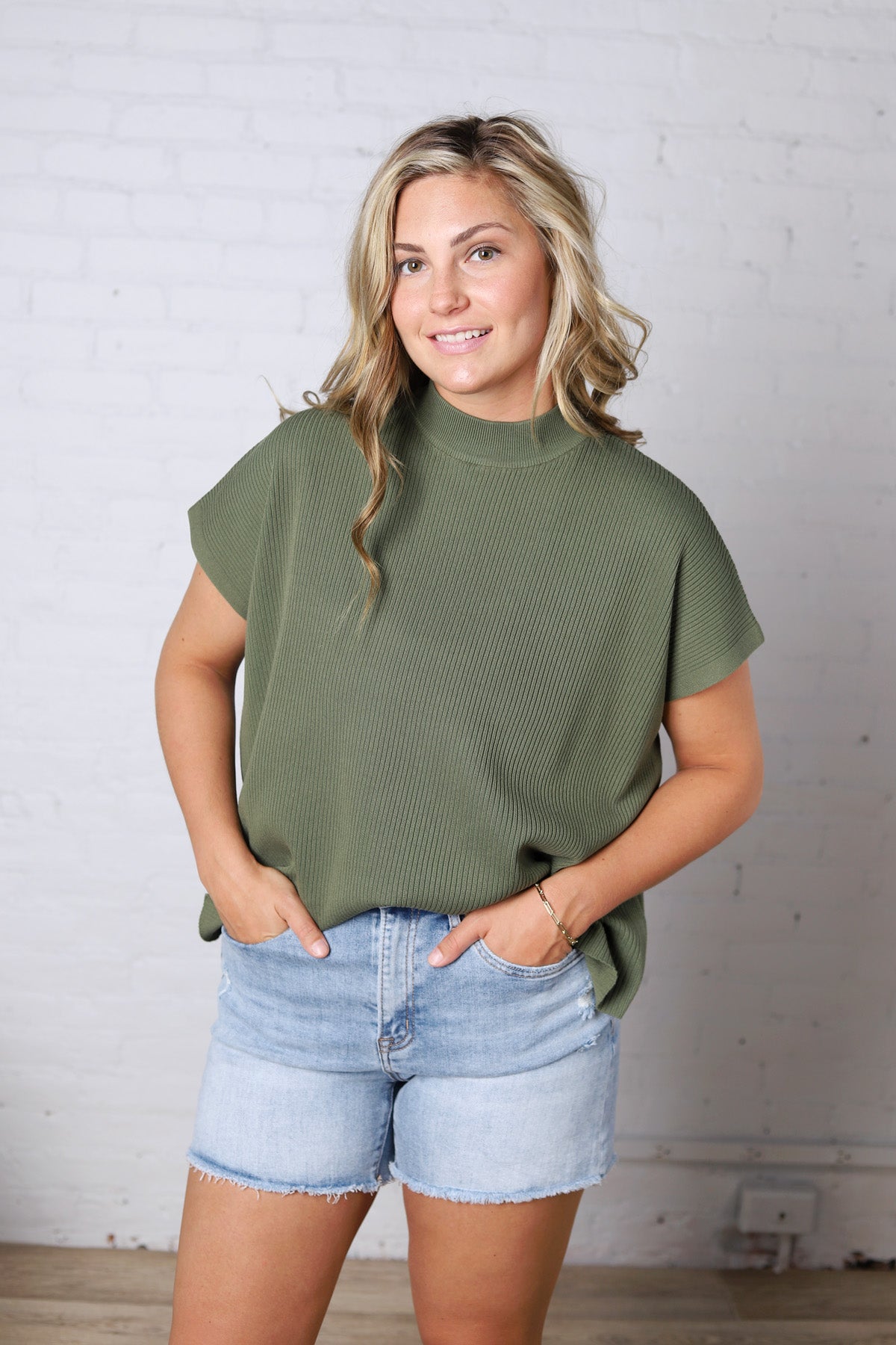 Nerra Mock Neck Boxy Top - Lt Olive